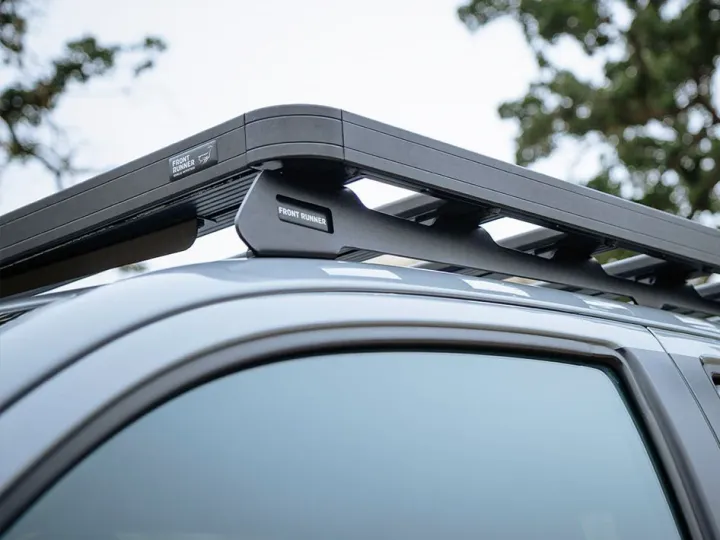 A car with a Front Runner Slimline II roof rack